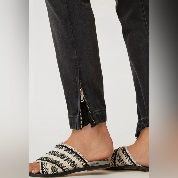 Paige Faded Mist ‘Mayslie’ Mid-Rise Jogger Jeans | Size 30| - Picture 3 of 11